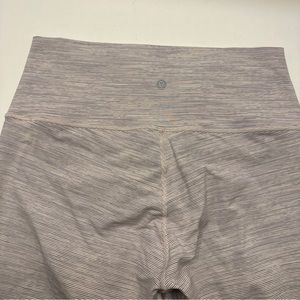 Lululemon Leggings Wunder Under High-Rise Tight
25" Luxtreme